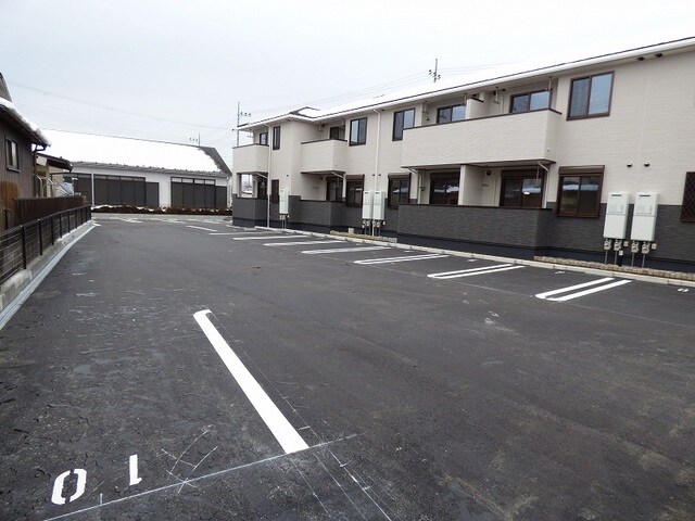 モンターニュ　リーヴルの物件外観写真