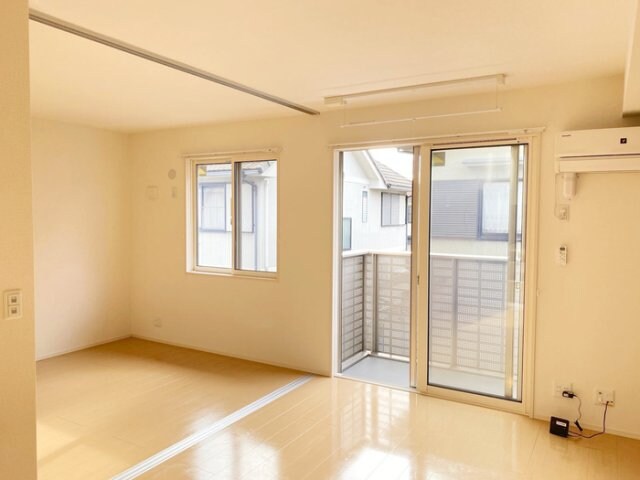 シャーロット壱番館の物件内観写真