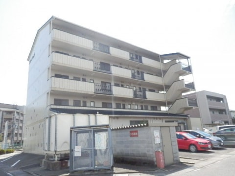 シャトーアルバの物件外観写真