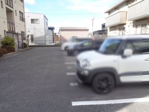 グランベールJINの物件外観写真