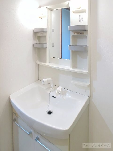 シャングリシーヌⅠの物件内観写真