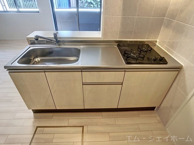 フロンティアの物件内観写真