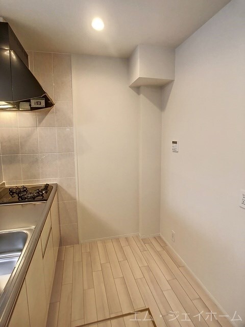 フロンティアの物件内観写真