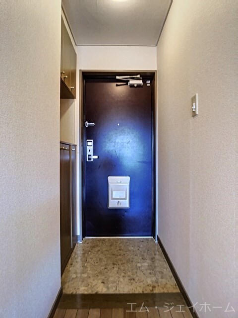 フローラルコートの物件内観写真