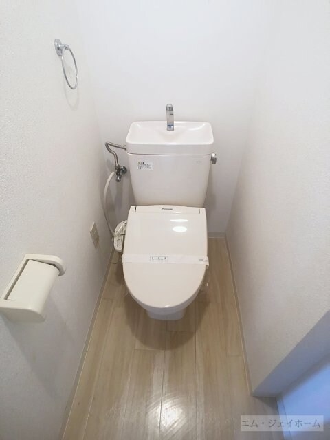 エルミナコート八日市の物件内観写真