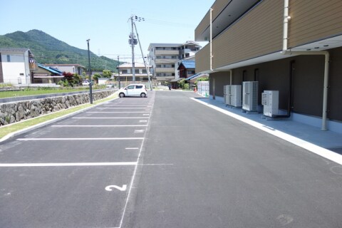 Ｇｒａｃｅ　Ｗｏｏｄの物件外観写真