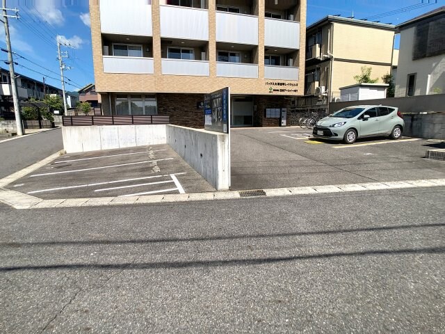 バックス大津雄琴レイクヒルズの物件外観写真