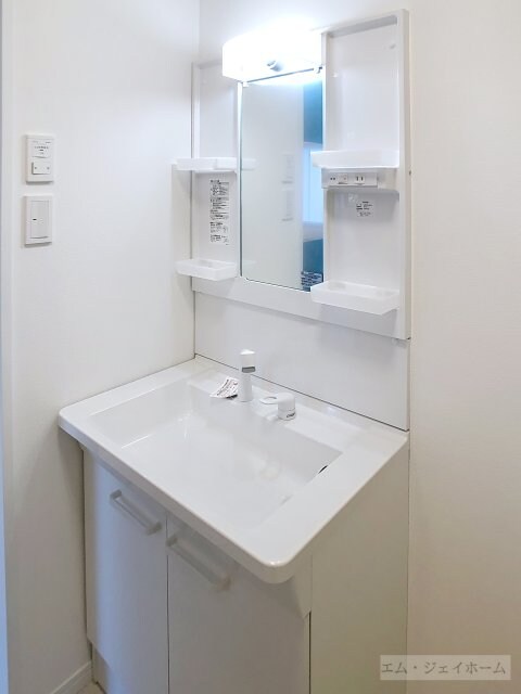 エトワール下坂浜Aの物件内観写真