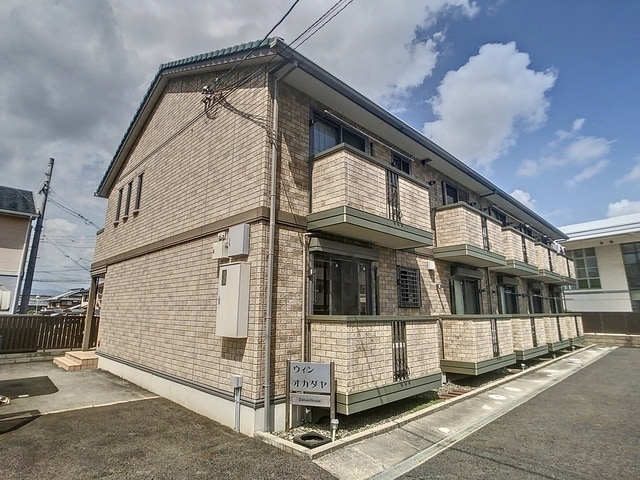 ウィン オカダヤの物件外観写真