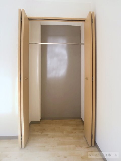 シャトレー六番館の物件内観写真