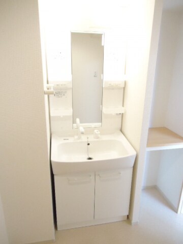 サウス　ウェルズⅢの物件内観写真