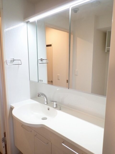 ティーガーデンヴィレッジ　Bの物件内観写真