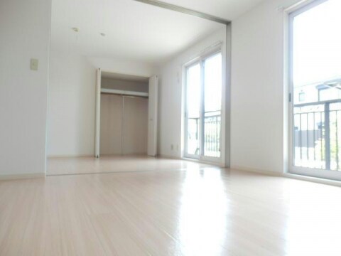 リビングタウン唐崎　B棟の物件内観写真