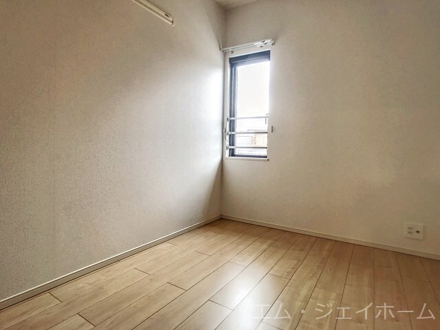 モンターニュ　リーヴルの物件内観写真