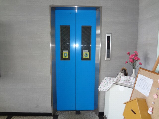 シャトレービルの物件外観写真