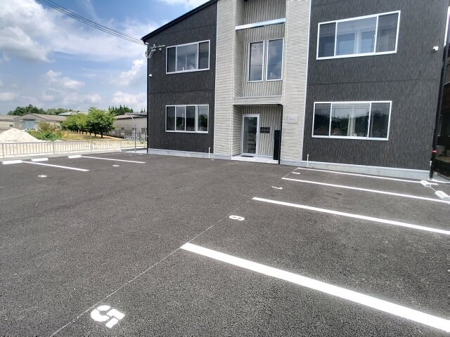 CA彩りの物件外観写真