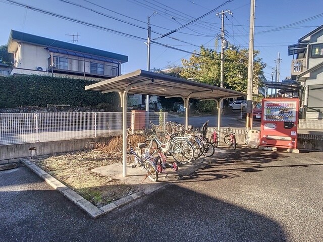 サラナフラットの物件外観写真