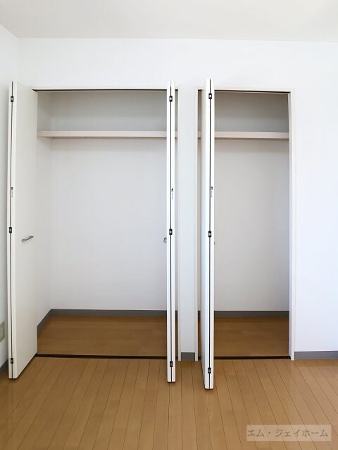 カノンⅡの物件内観写真