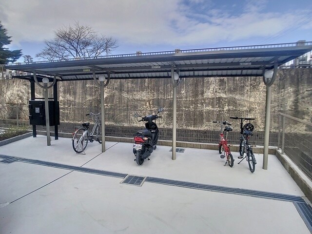 コンフォール水口の物件外観写真