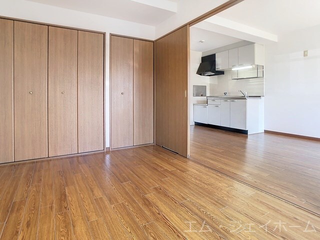 ロイヤルステージの物件内観写真