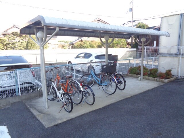 ヒルズイッセイⅡの物件内観写真