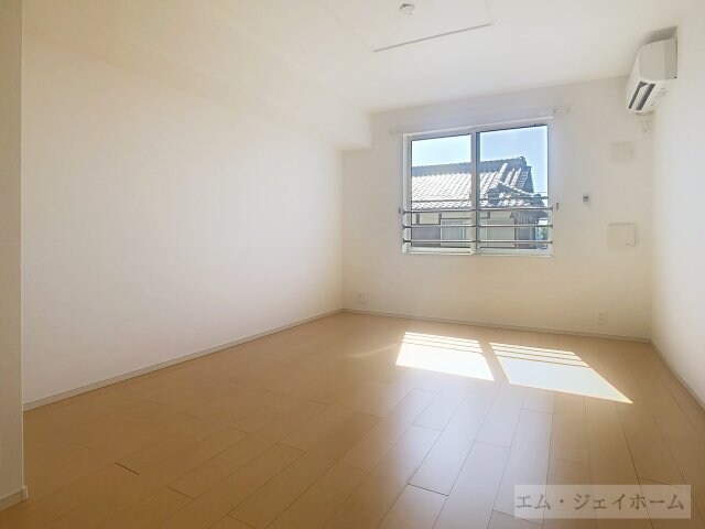 ヒルズイッセイⅡの物件内観写真