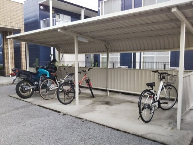 グランモア高宮の物件外観写真