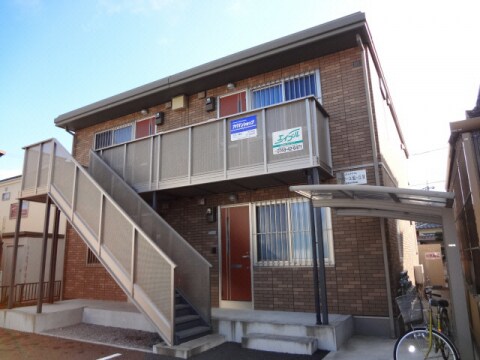 ファミーユ旭ヶ丘Ⅱの物件外観写真