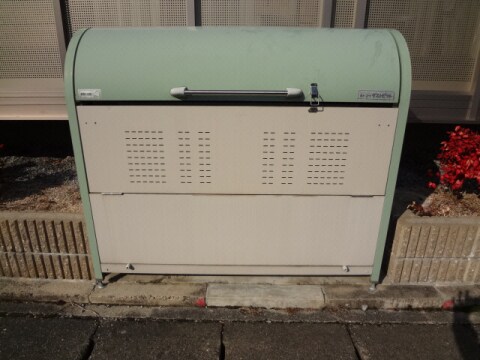 ファミーユ旭ヶ丘Ⅱの物件外観写真