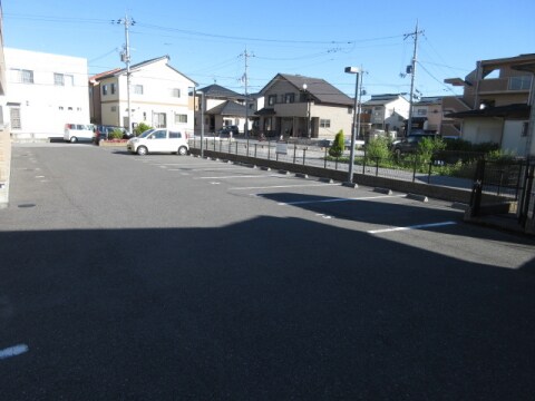 グランフォーレの物件外観写真