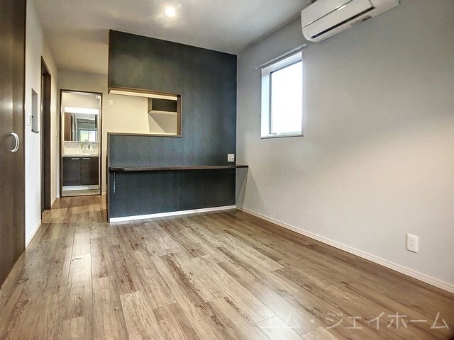 グッドライフステージ後三条Aの物件内観写真