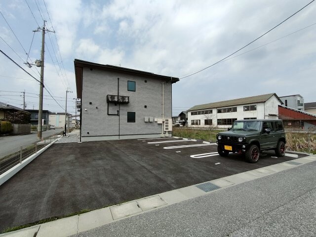 グッドライフステージ後三条Aの物件外観写真