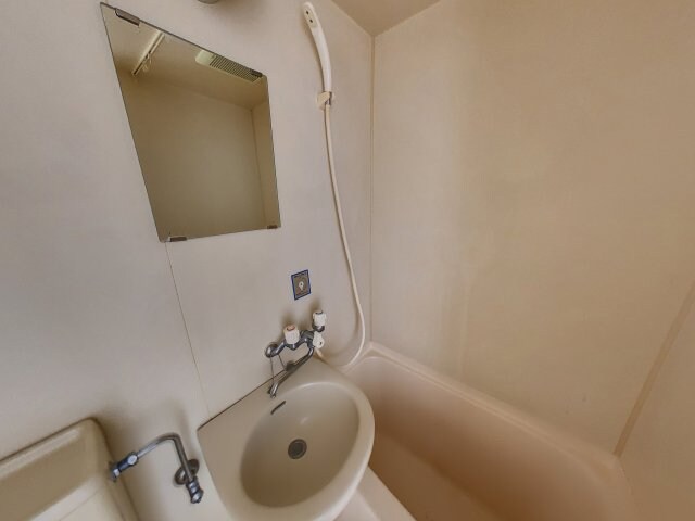 シャトレービルの物件内観写真