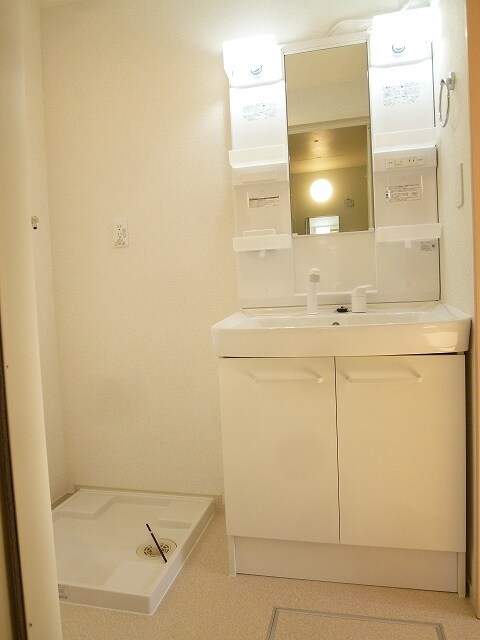 ラフィーネ坂本の物件内観写真