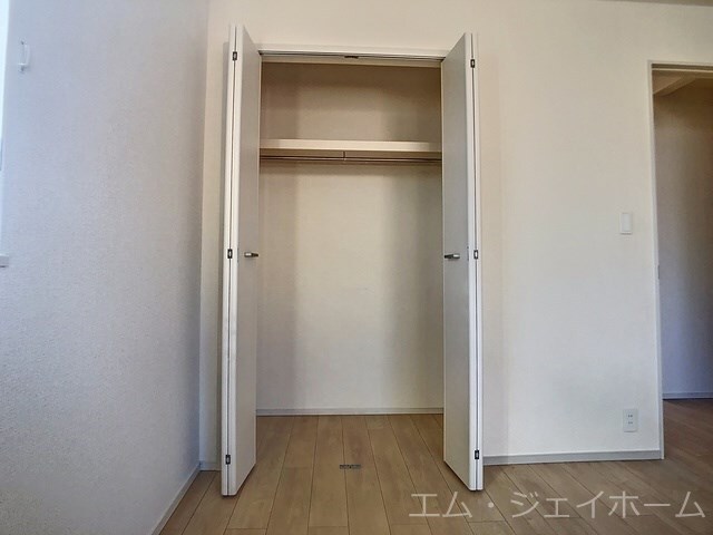 ローズ・スターデン・ジンの物件内観写真