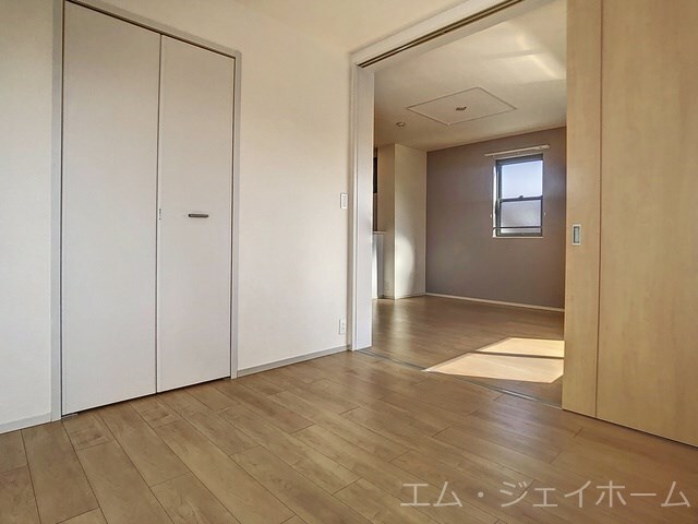 ローズ・スターデン・ジンの物件内観写真