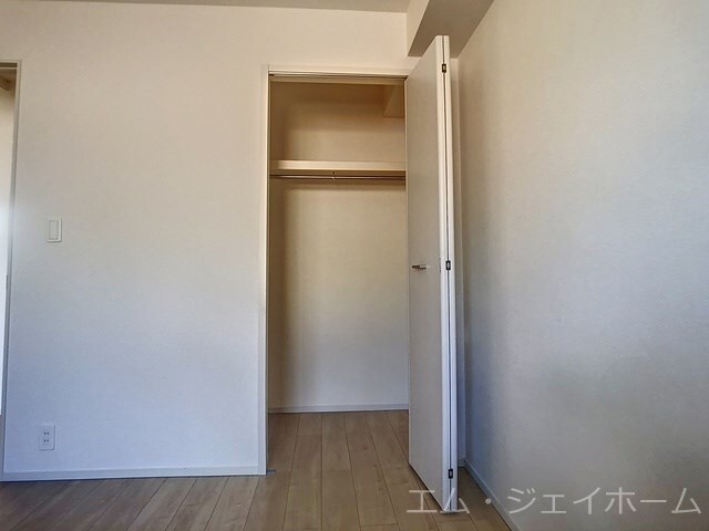 ローズ・スターデン・ジンの物件内観写真