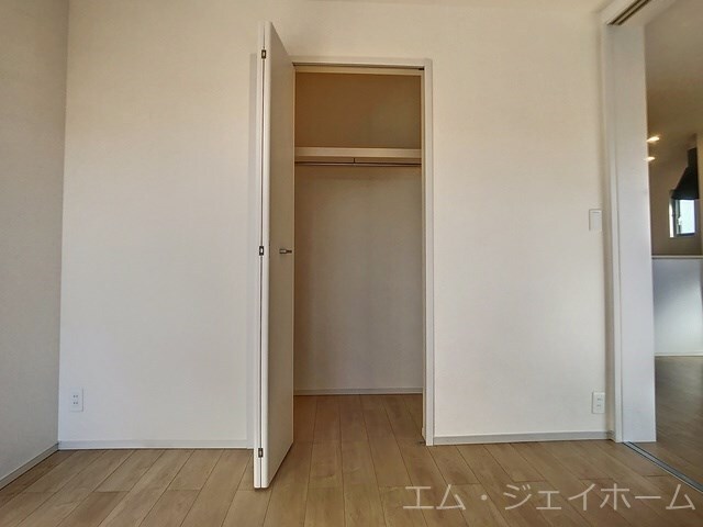 ローズ・スターデン・ジンの物件内観写真