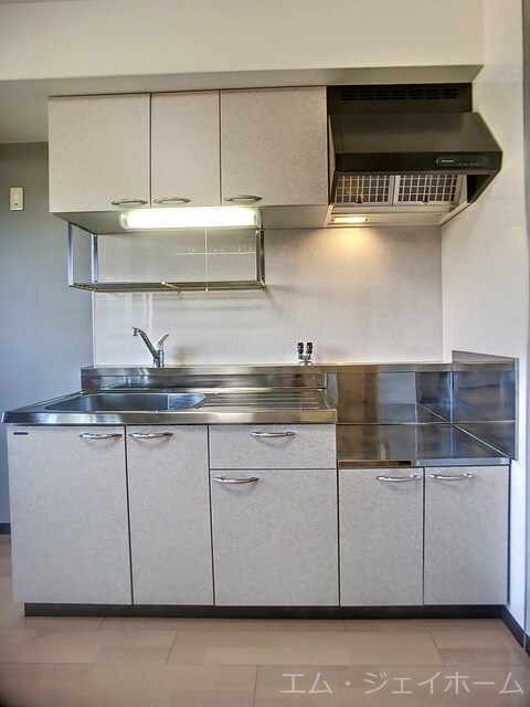 レジデンス・ジャパン３の物件内観写真