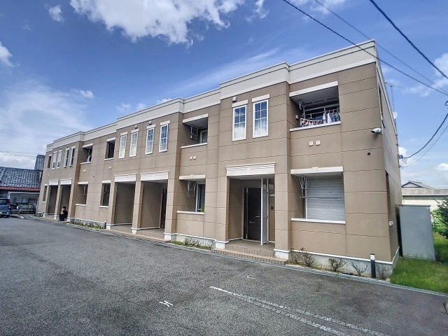 アプリーレの物件外観写真