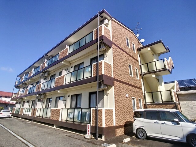 エルミナコート八日市の物件外観写真