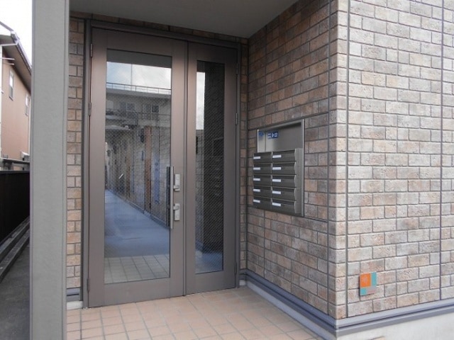 ウィン オカダヤの物件外観写真