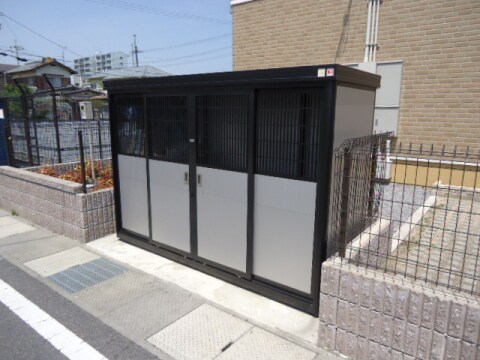 サウス　ウェルズⅢの物件外観写真