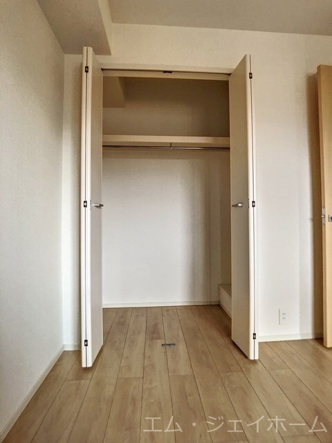 モンターニュ　リーヴルの物件内観写真