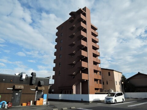 UniversⅡの物件外観写真