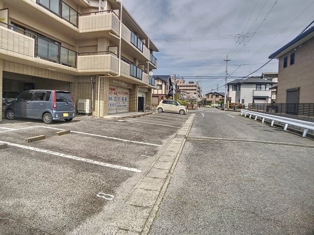 サンティーユＡＳＡＨＩの物件外観写真