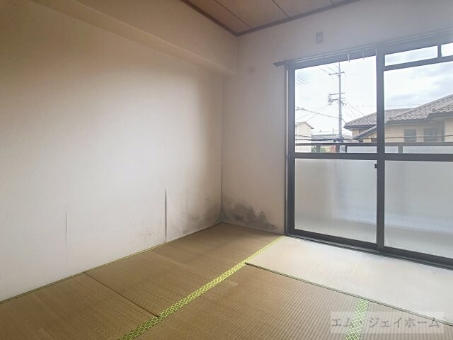 サンティーユＡＳＡＨＩの物件内観写真