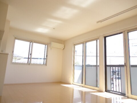 EAST NONAMI 拾弐番館の物件内観写真