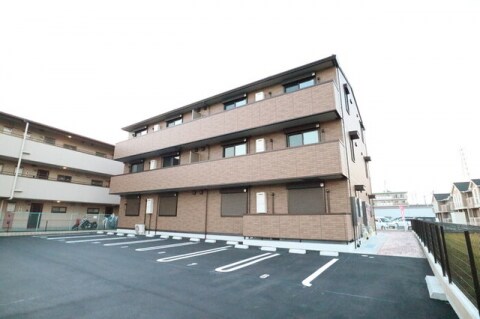 SEJOUR OTTS TROIS (セジュールオッツトロワ)の物件外観写真