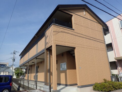 クレストパークⅡの物件外観写真